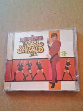Austin Powers: The Spy Who Shagged Me Soundtrack CD - Red & White Cover